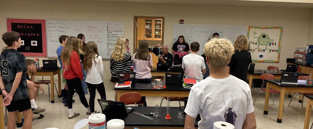 8th Science Balloon, Vinegar, Baking Soda
