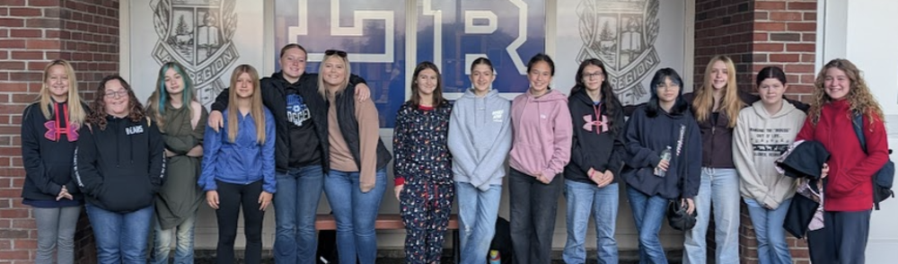 Students Preparing for the Women Can Do Conference