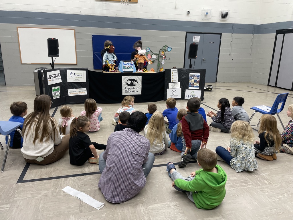 Kindergarten Puppet Show