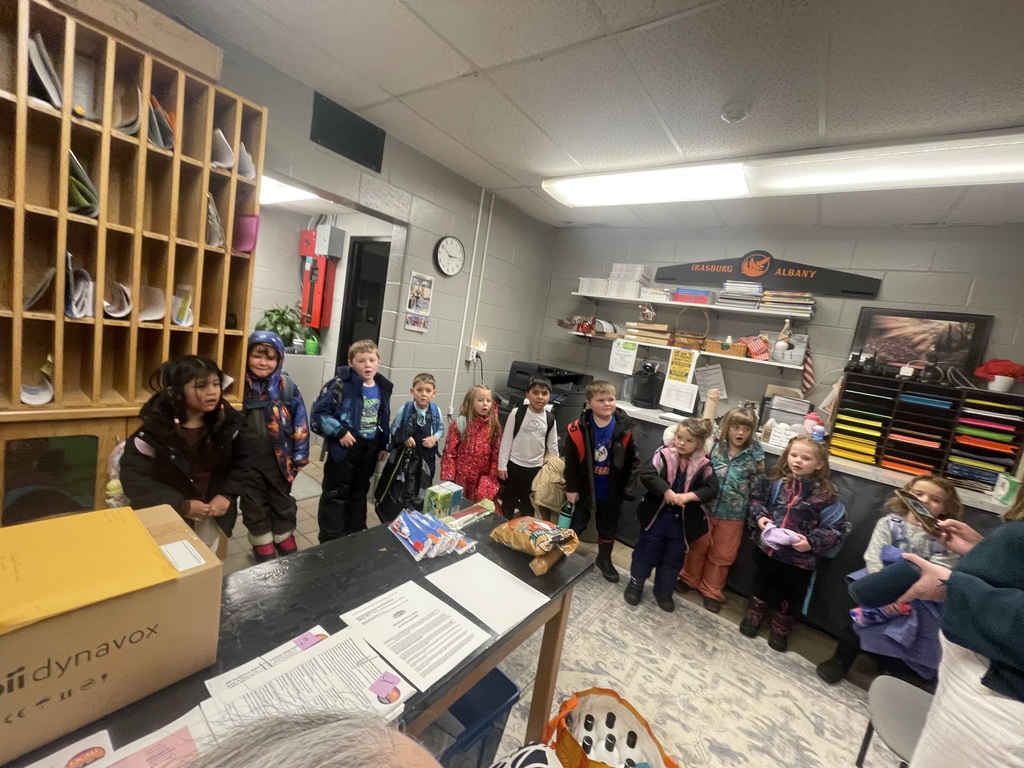 students holiday caroling 