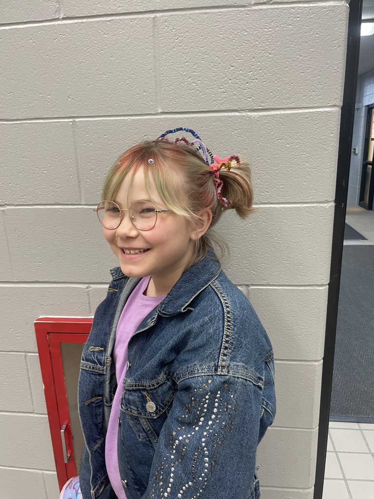 wacky wednesday hair 