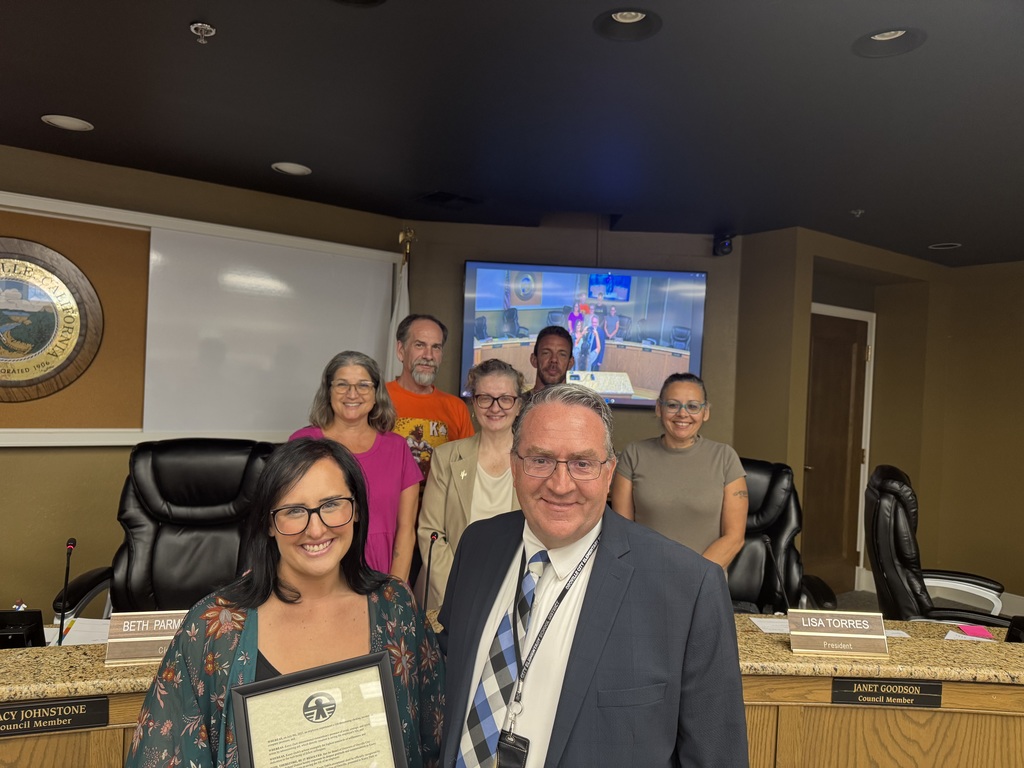 Kasey Dahl along with Superintendent Spencer Holtom & OCESD's Board Trustees.