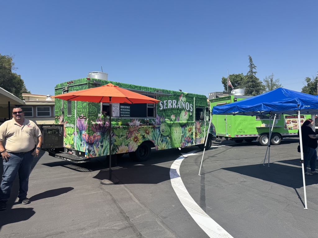 Serranos Food Truck