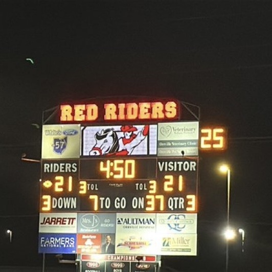 Huge shout out to Jr Caleb Hess on running the Videoboard tonight!