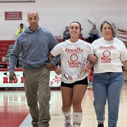 Tonight our Senior 🏐 players are recognized wishes best of luck as the continue to grow in Life!  Orrville thanks you Seniors!
