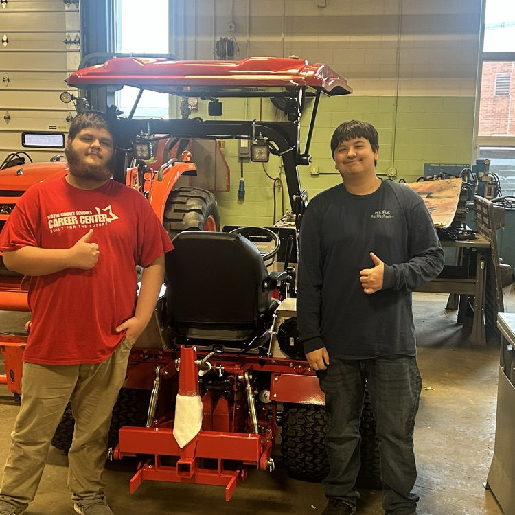 Stopped in at the career center to see some of our awesome students in their career programs! #redridernation