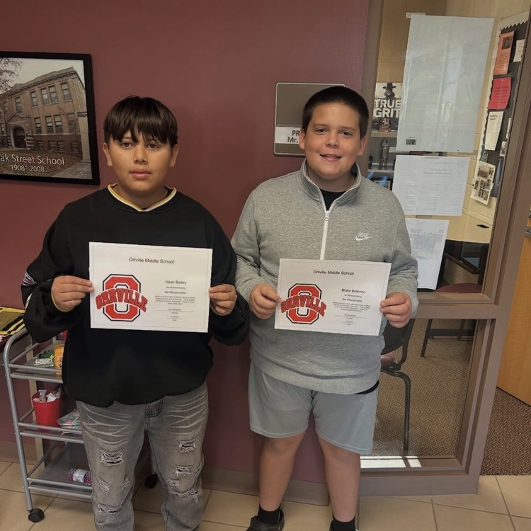 Some of our great OMS students making great choices!