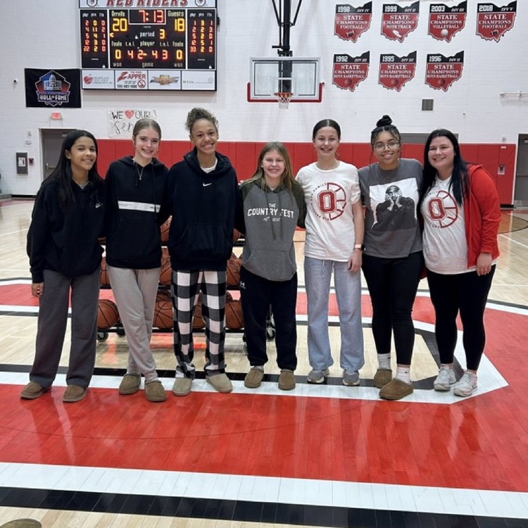 Halftime tonight we recognized the players and coaches of your 17-0 Undefeated PAC 7th Grade Girls 🏀🏆!