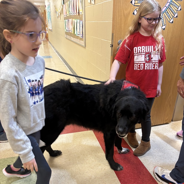 Buster stopped by indoor recess at OES today.🐕🦺🐾