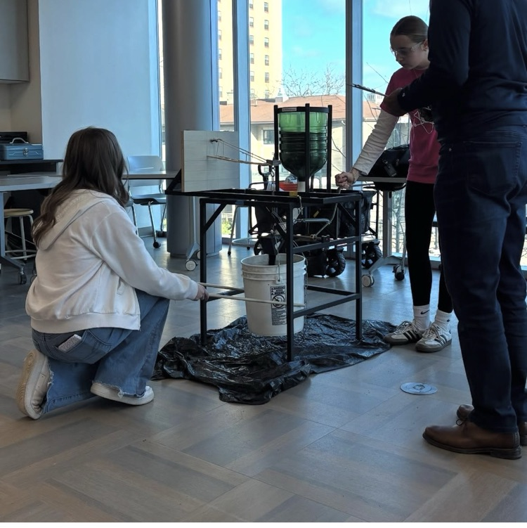 OMS qualifies for the state tournament in Science Olympiad! 