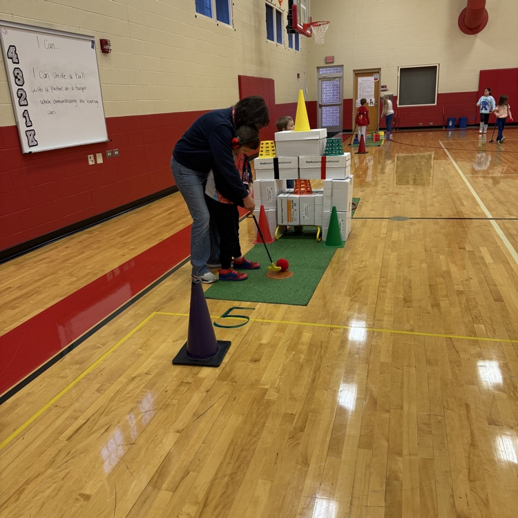 A little mini golf in OES PE! #redridernation 