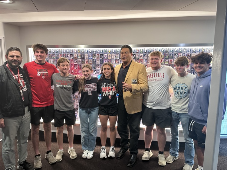 Our Student Athletic Leadership Team at Pro Football HOF learning about leadership and life skills pictured with HOF member Dan Hampton Bears great! #redridernation