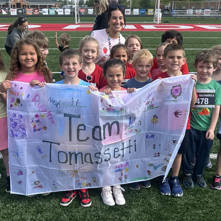 I had so much fun running with the OES students, staff, and volunteers at the FIT ‘N Fun (d) event! Thanks to the elementary staff and our community volunteers and Second Sole for such a great event! #redridernation