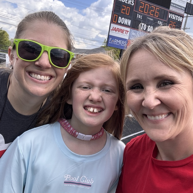 What a great day! Fit ‘ N Fun(d) for OES! #redridernation
