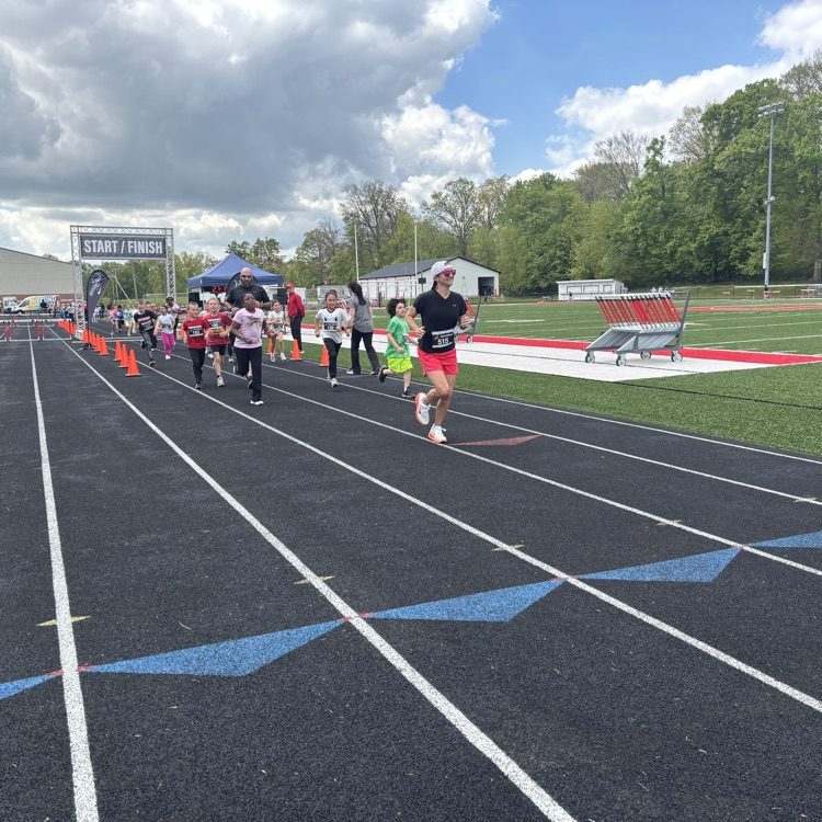 What a great day! Fit ‘ N Fun(d) for OES! #redridernation