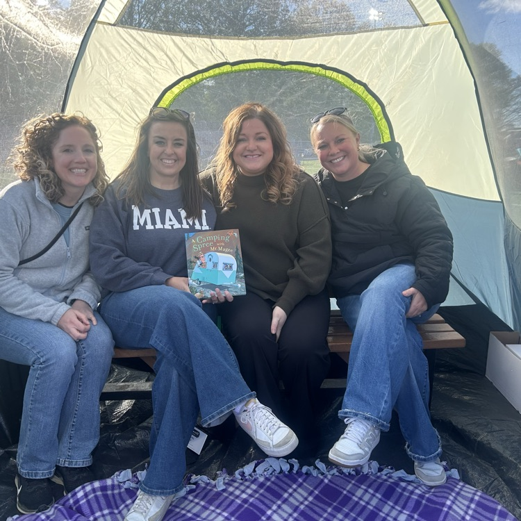 Reading Under the Lights!