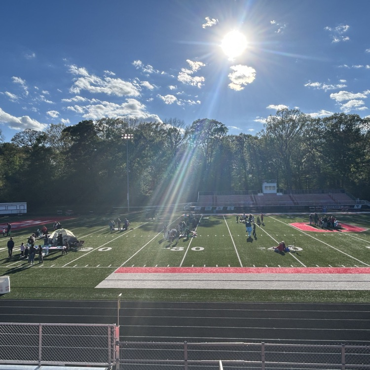 Great Night Reading Under the Lights!