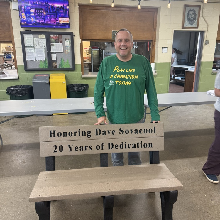 The PTO honored Dave tonight for his countless hours he has dedicated to our events and meetings !