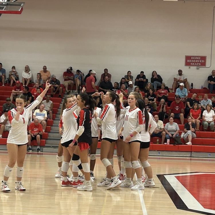 Volleyball action! 🏐#redridernstion Freshman beat Central Christian 2-0 JV beat Northwest 2-0 Varsity beat Northwest 3-0