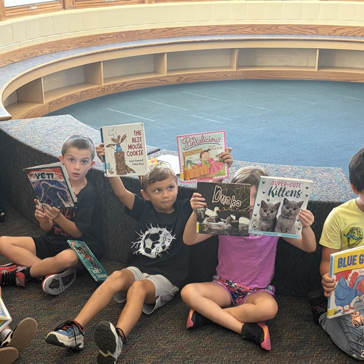 Stopped in at OES and saw some young readers! #redridernation #everykid 