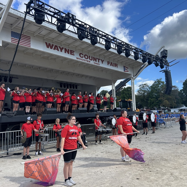 Marching Band! 🎶🎶🎼🎵🥁🎺
