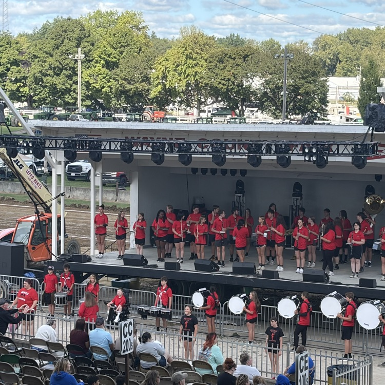 Marching Band! 🎶🎶🎼🎵🥁🎺