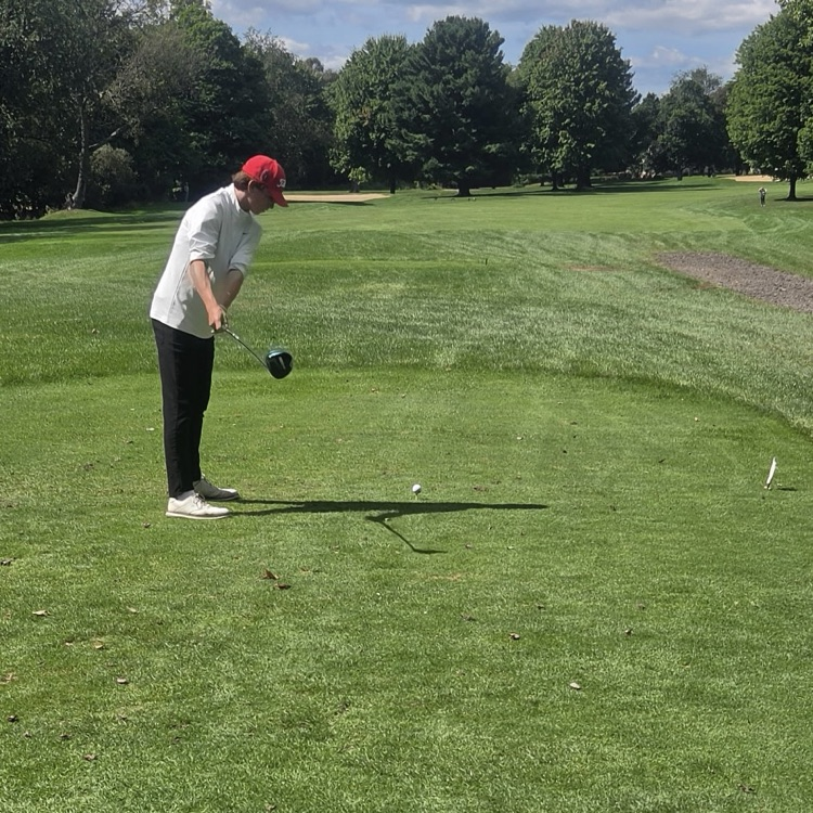 Hitting the links! ⛳️🏌️🏌️♀️