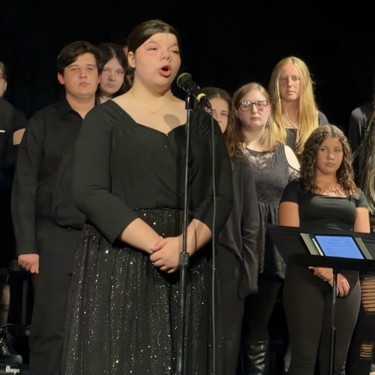 Some pics from tonight’s choir concert! 🎶🎵