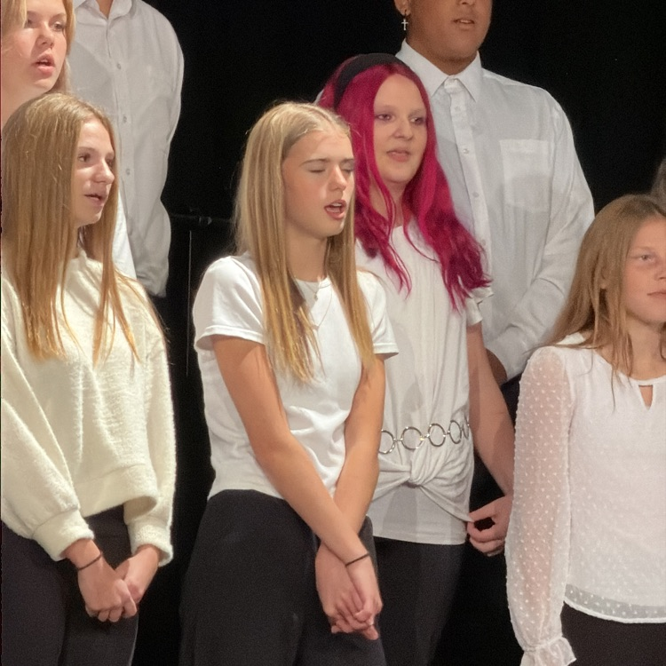 Some pics from tonight’s choir concert! 🎶🎵