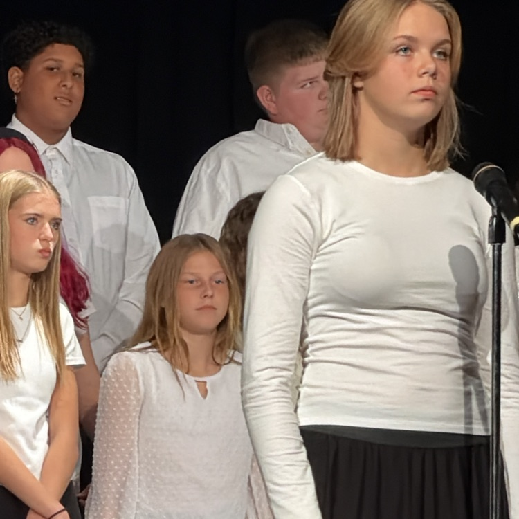 Some pics from tonight’s choir concert! 🎶🎵