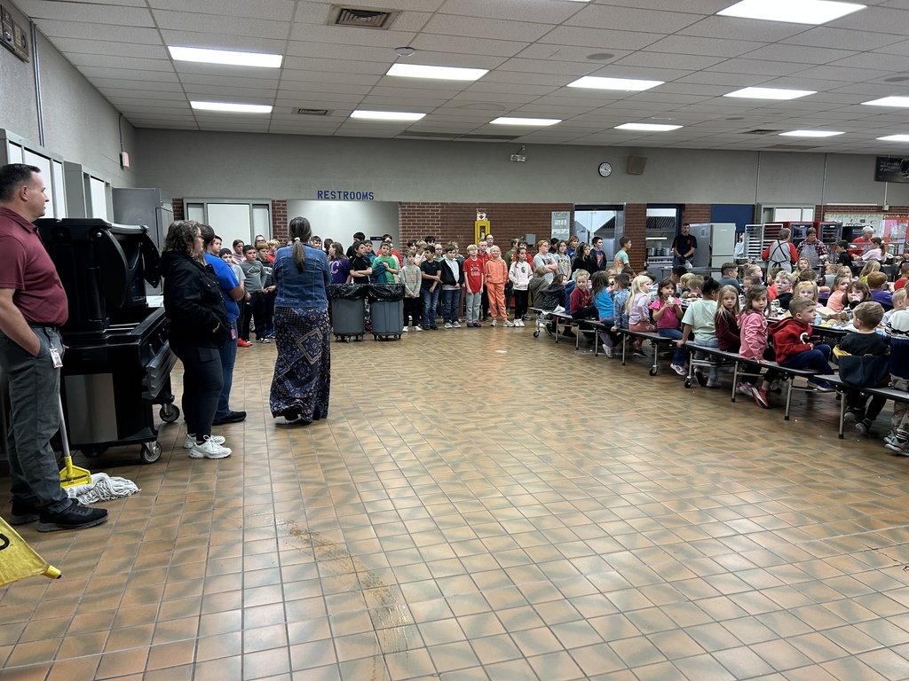 Fifth grade students singing to the local veterans. 