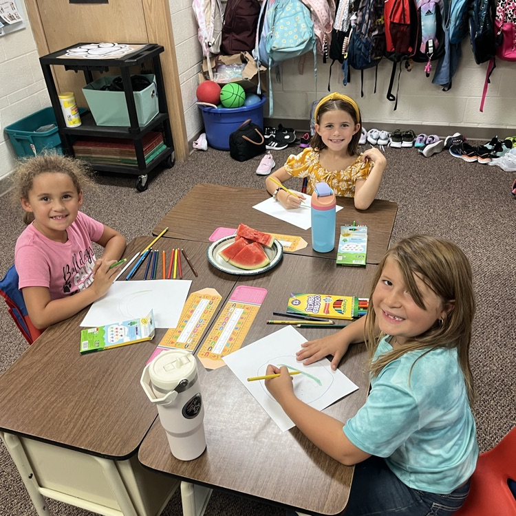 Mrs. Kaser’s class had to draw their snack today. Then they ate it!