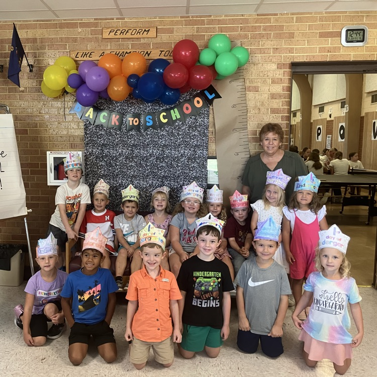 Kindergarten has had a great day! Lots of teamwork!!
