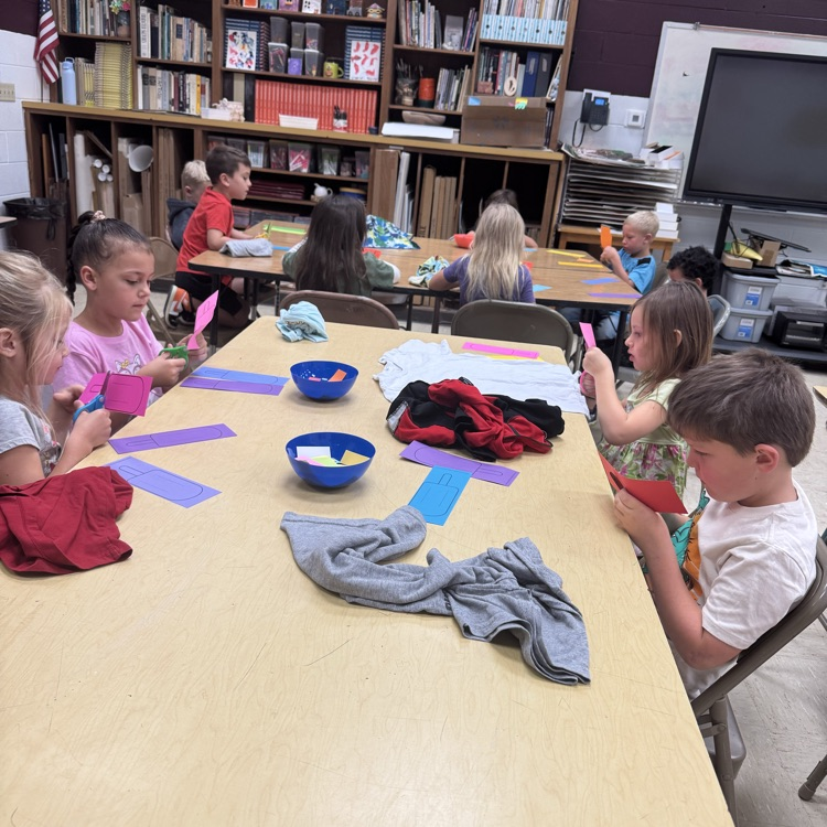 Mrs Schultz art class making popsicles 