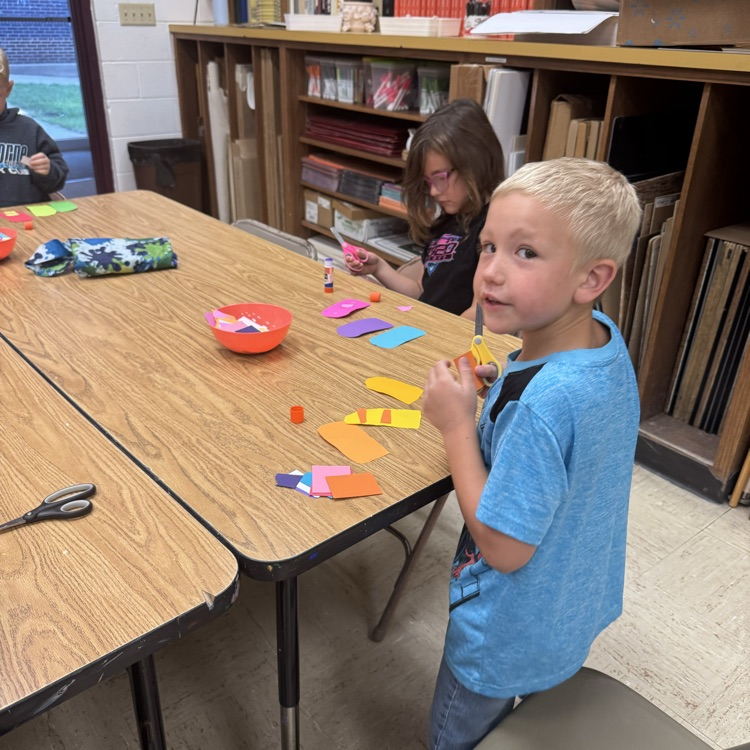 Mrs Schultz art class making popsicles 