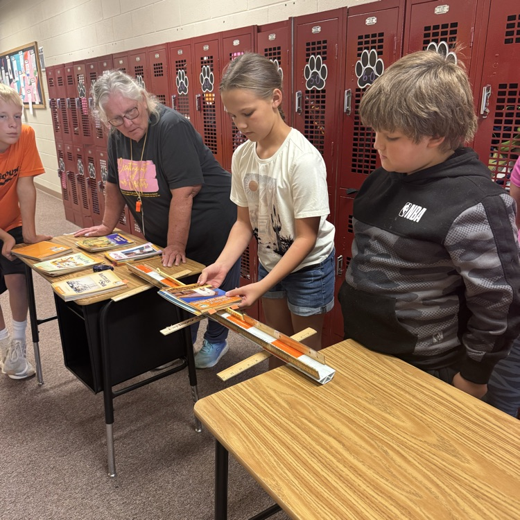Building bridge and learning structures in Mrs Mick 5th grade Science  - Mrs Oliver’s homeroom class 