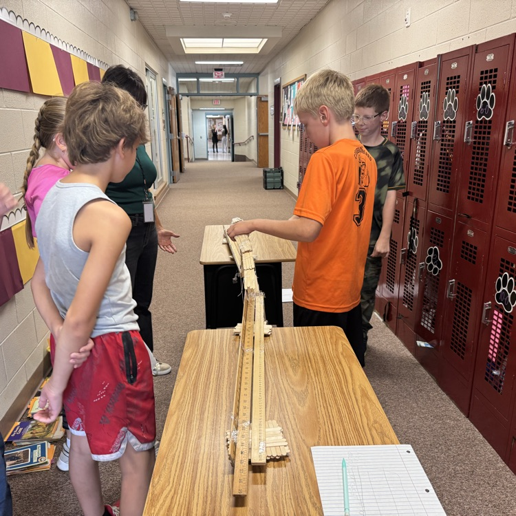 Building bridge and learning structures in Mrs Mick 5th grade Science  - Mrs Oliver’s homeroom class 