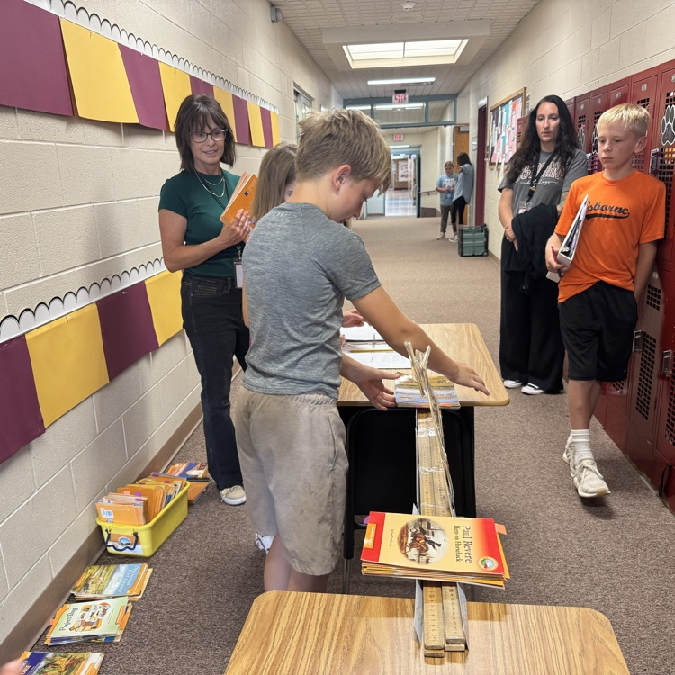 Building bridge and learning structures in Mrs Mick 5th grade Science  - Mrs Oliver’s homeroom class 