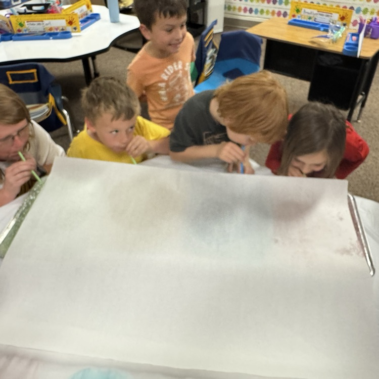 kindergartners bubble art