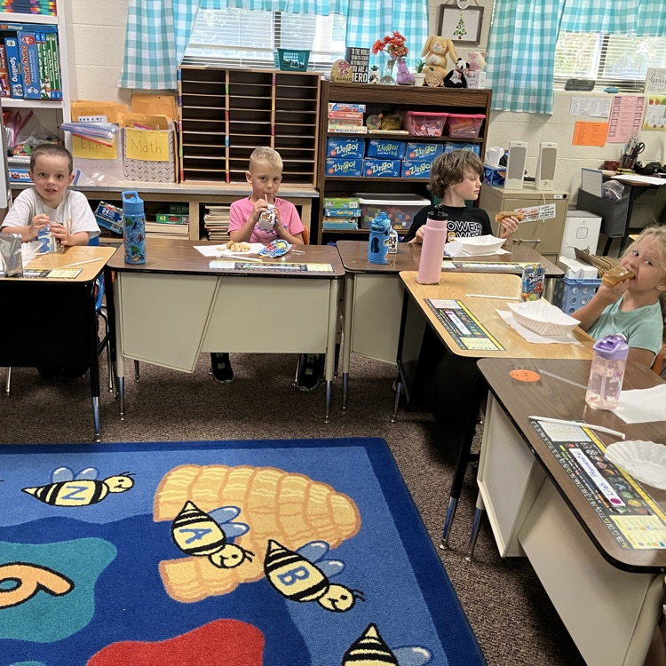 Mrs. Carlin’s class is enjoying a donut party won by one of the students!YUM!!