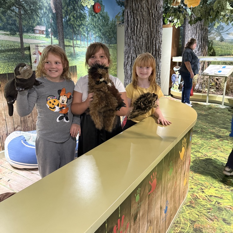 3rd grade had a fun and educational field trip to the Hastings Museum today!