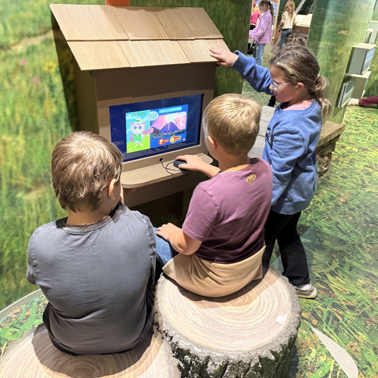 3rd grade had a fun and educational field trip to the Hastings Museum today!