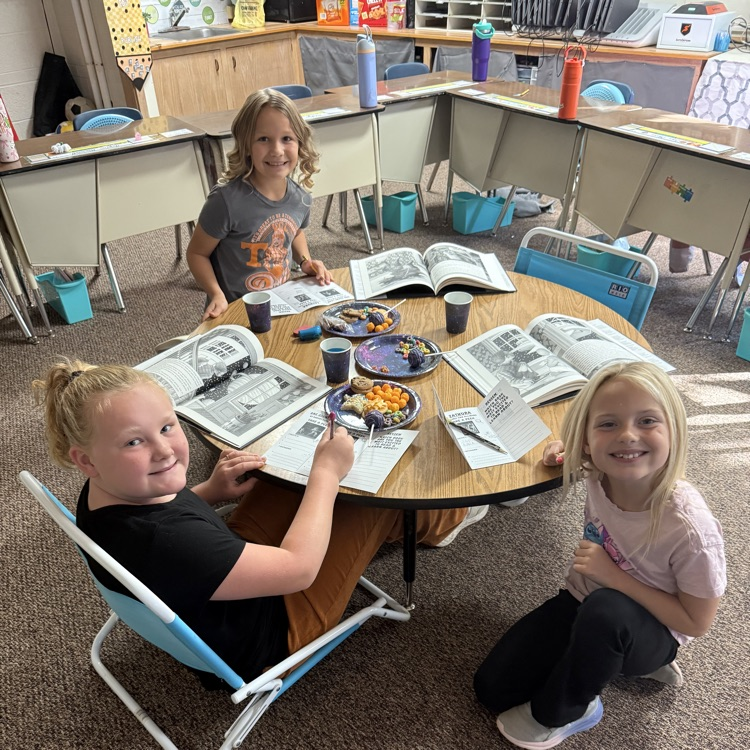 Third grade hosted a space themed book tasting today with snacktivities like building constellations and lunar modules to prepare for our next reading unit. 