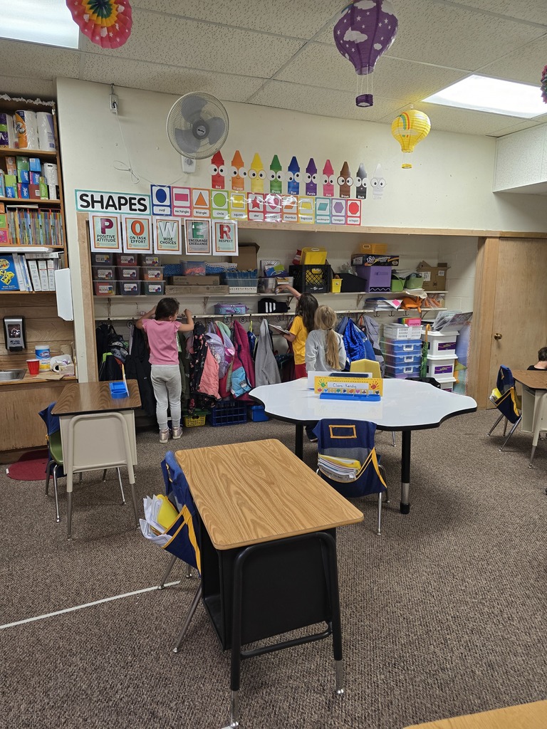Mrs. Schultz's kindergarten had fun finding eggs and building phonics skills. When an Easter Egg hunt turns into a write the room.