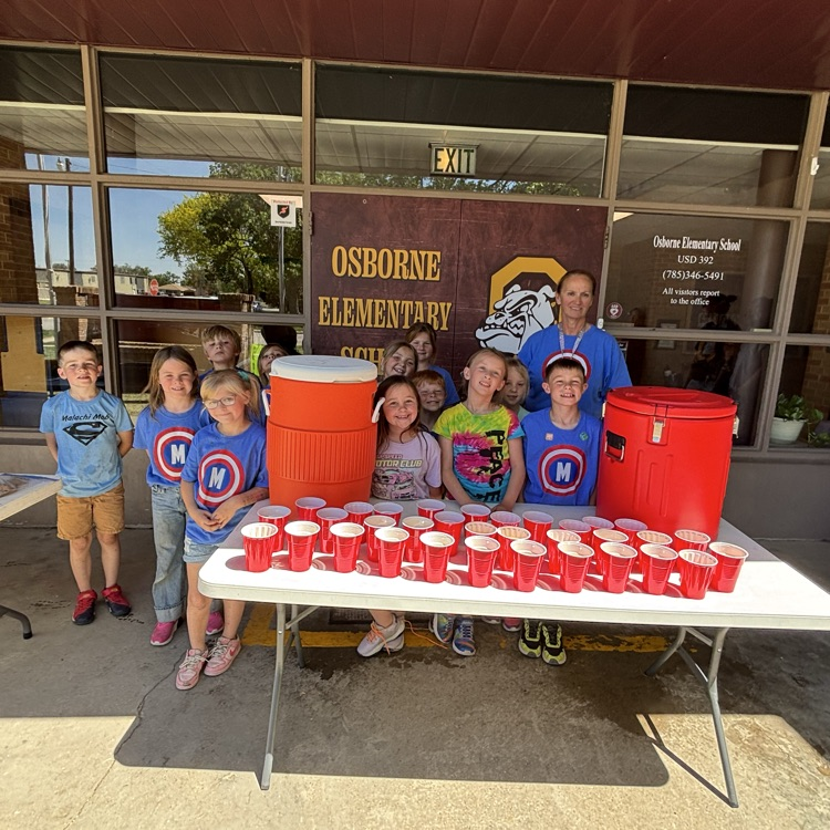 First grade lemonade stand was a grand success! Thanks for all who supported these young entrepreneurs!