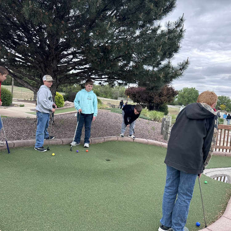 5th grade field trip to Hays to the Arc Park and Precision Mini Golf 