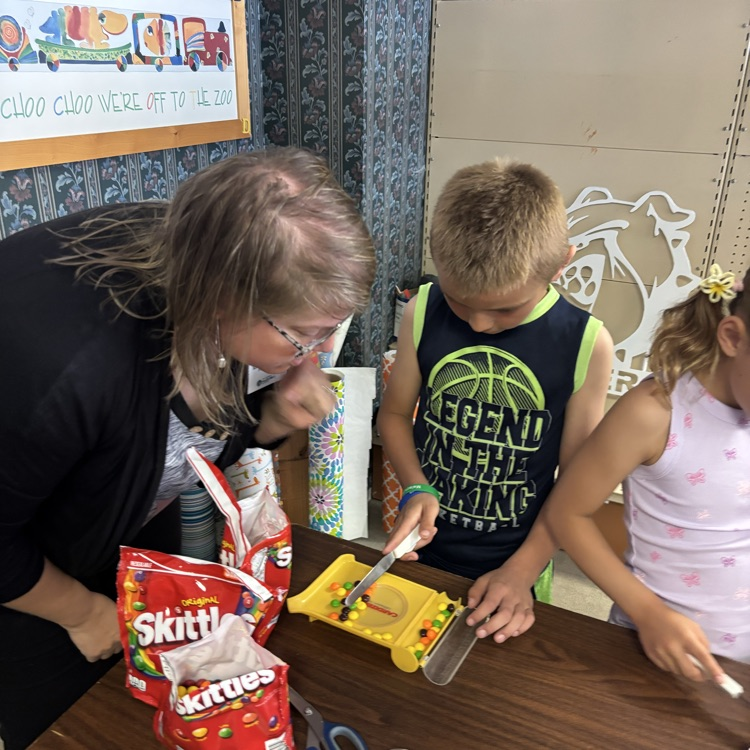 First grade enjoyed trips to the pharmacy and salon today!!