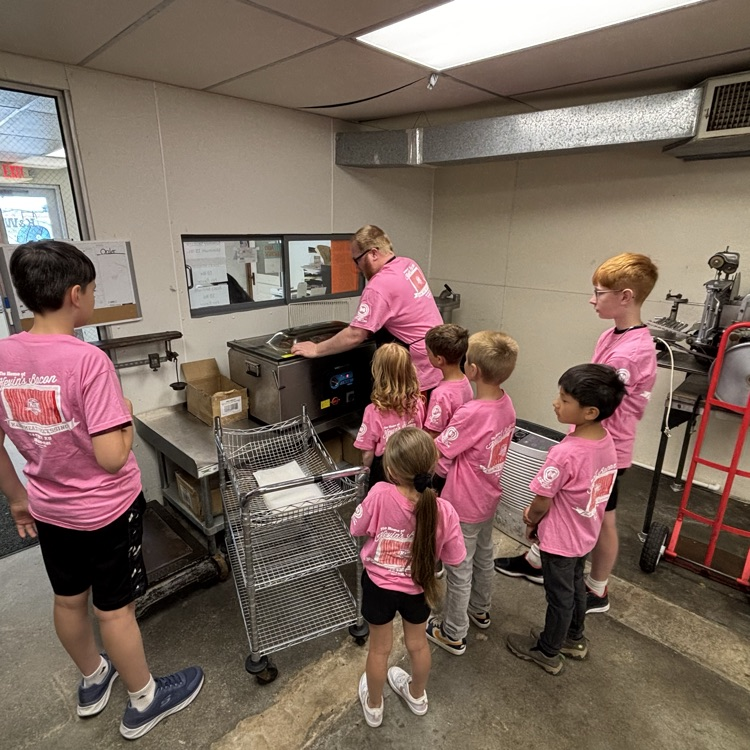 First Grade enjoyed the morning at K&W Meat Processing. We enjoyed our tour and appreciate the shirts and lunch they provided!