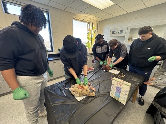 Oskaloosa Conservation students