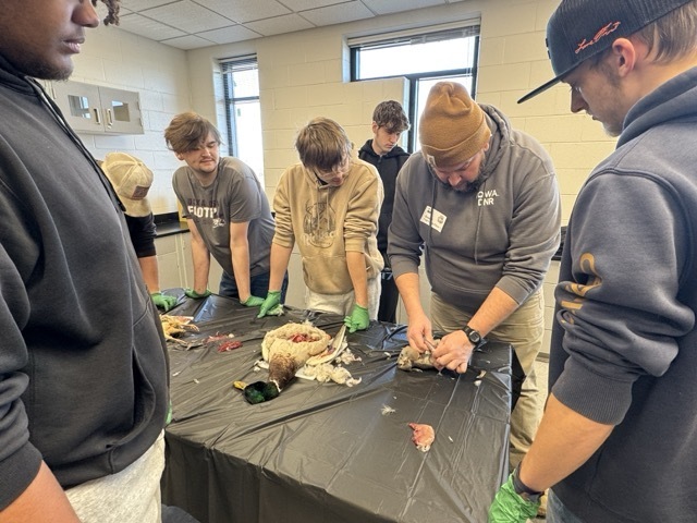 Oskaloosa Conservation students